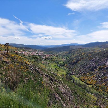 Casa Do Fundo Do Povo - Serra Da Estrela Cortes do Meio Buitenkant foto